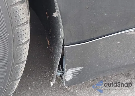 2012 Hyundai Genesis 3.8 z USA, uszkodzony, nr VIN KMHGC4DD9CU184440